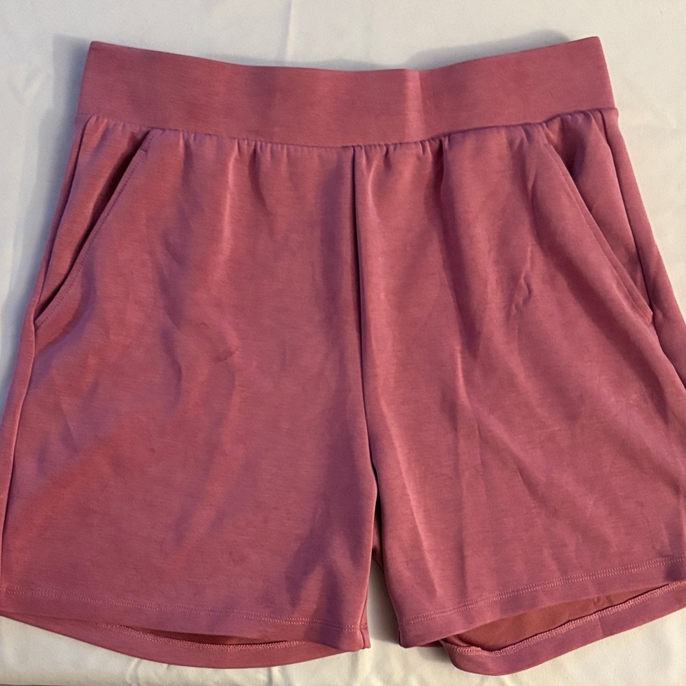 Comfortable Mauve Athletic Shorts for Women